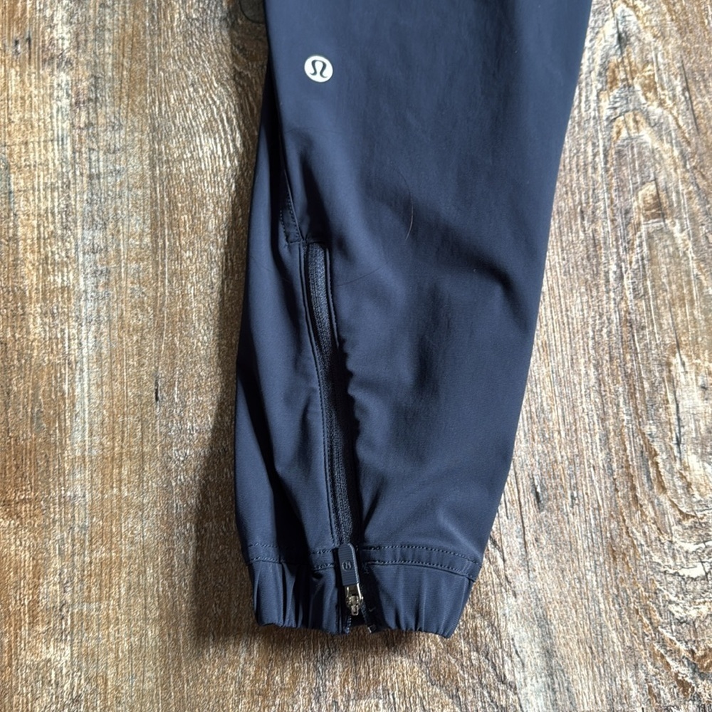 * NWOT* Lululemon | Adpated State Jogger - Picture 8 of 11